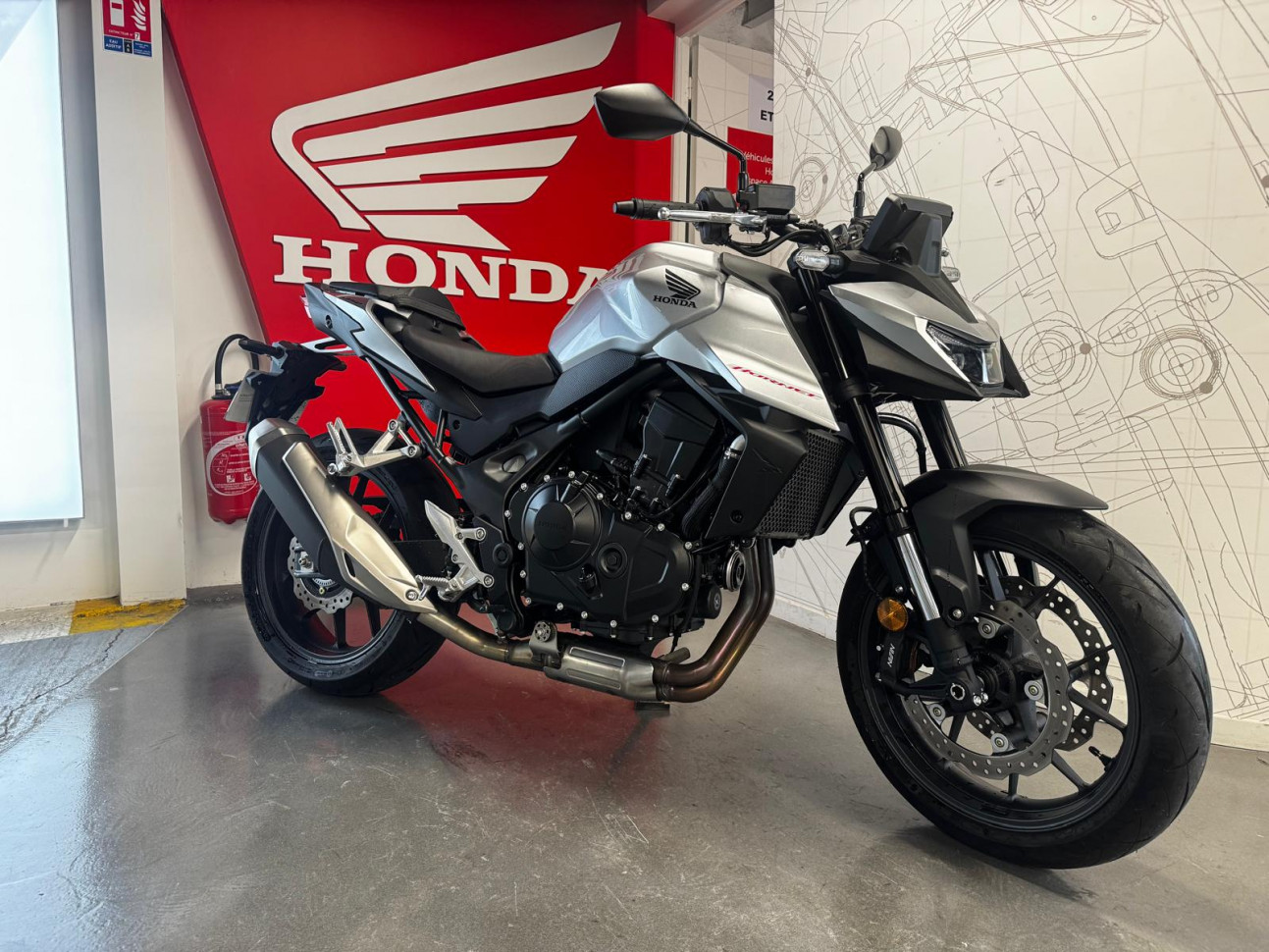 HONDA CB 750 HORNET BRIDEE A2 - 138€/MOIS*