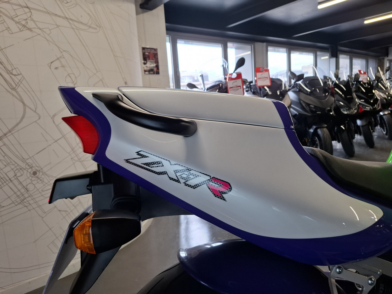 KAWASAKI NINJA ZX-7 R 