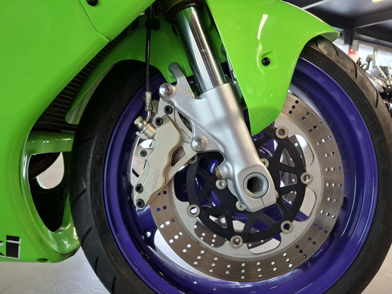 KAWASAKI NINJA ZX-7 R 