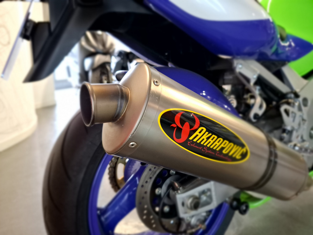 KAWASAKI NINJA ZX-7 R 