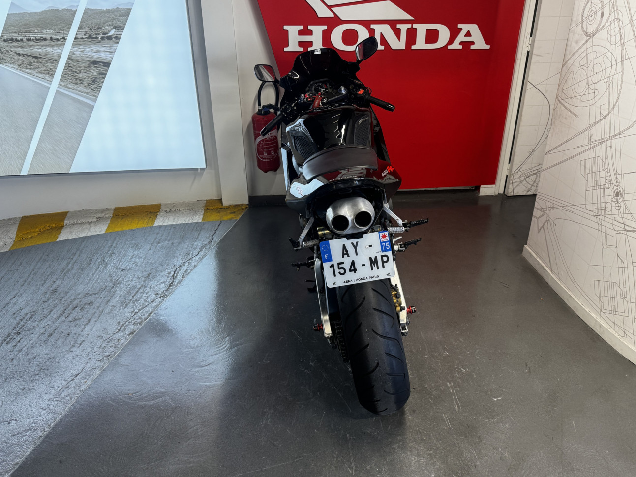 HONDA CBR 600 RR - SANS GARANTIE