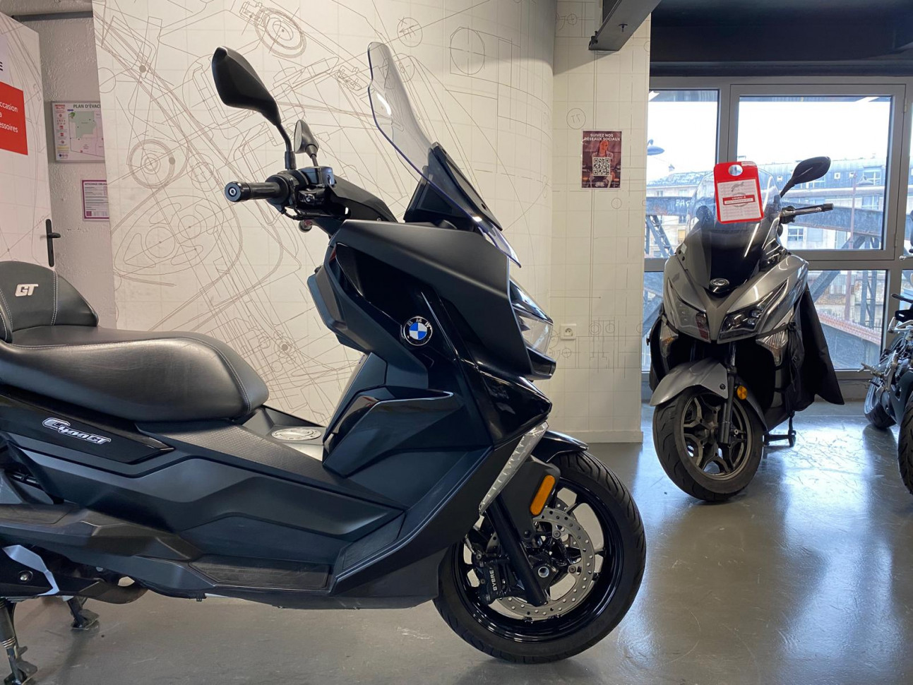 BMW C 400 GT - Révision des 20 000 kms faite - Garantie 12 mois 
