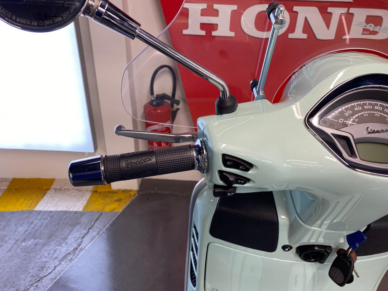 VESPA GTS 300 - Garantie 12 mois