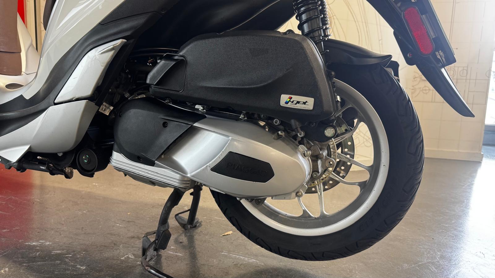 PIAGGIO MEDLEY 125 / GARANTIE 12 MOIS