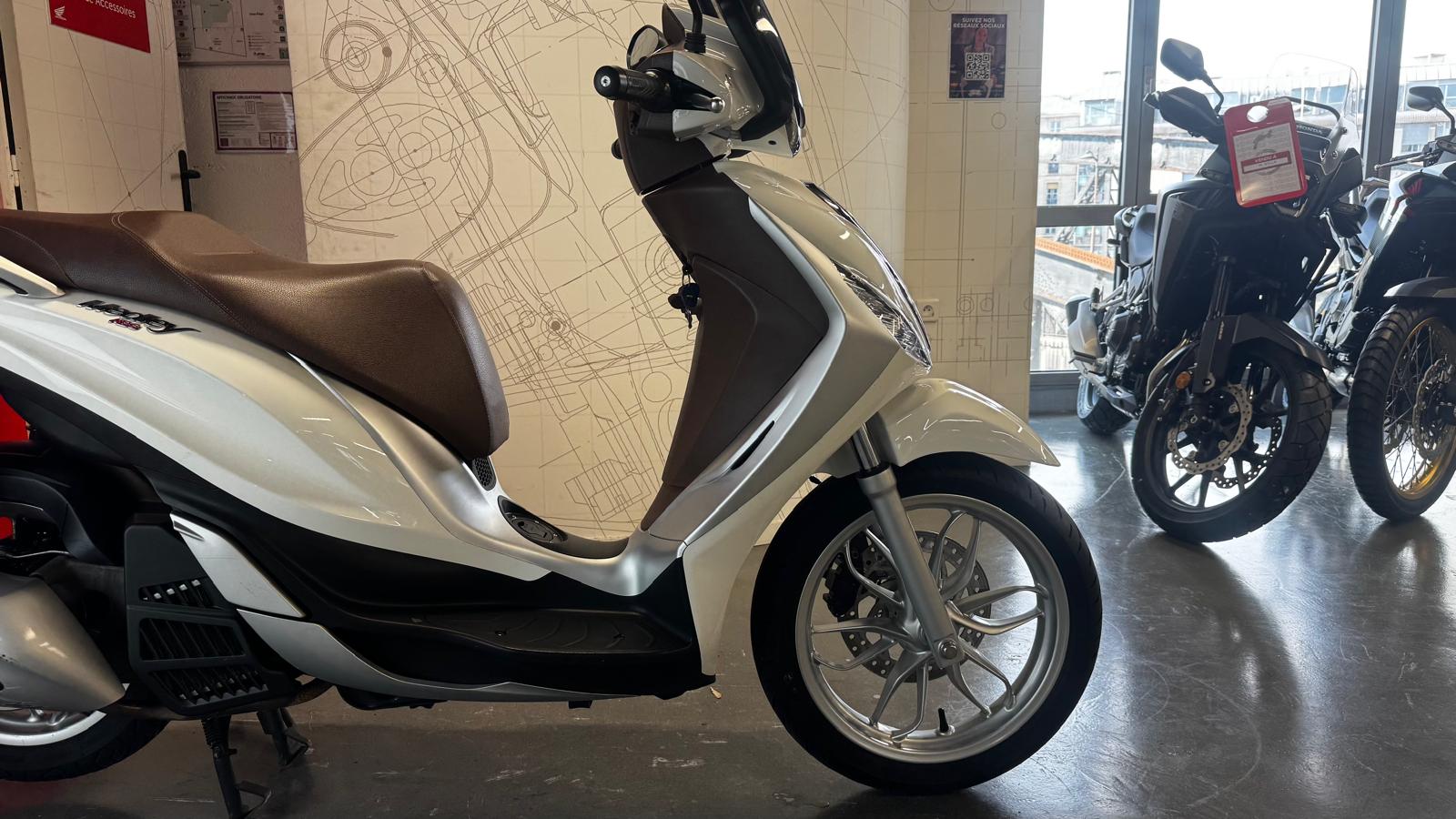 PIAGGIO MEDLEY 125 / GARANTIE 12 MOIS