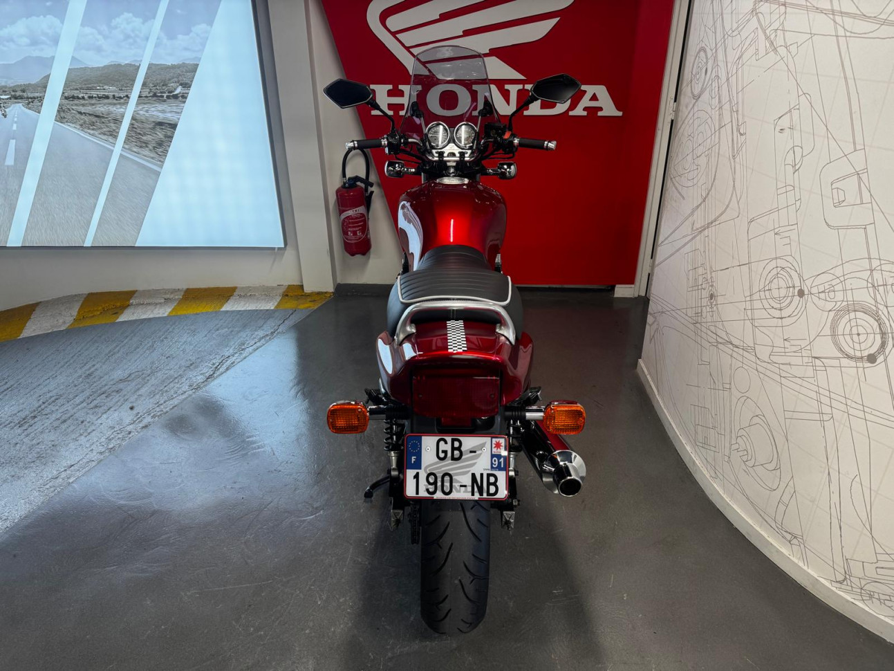 HONDA CB 750 / TRES BON ETAT GENERAL 