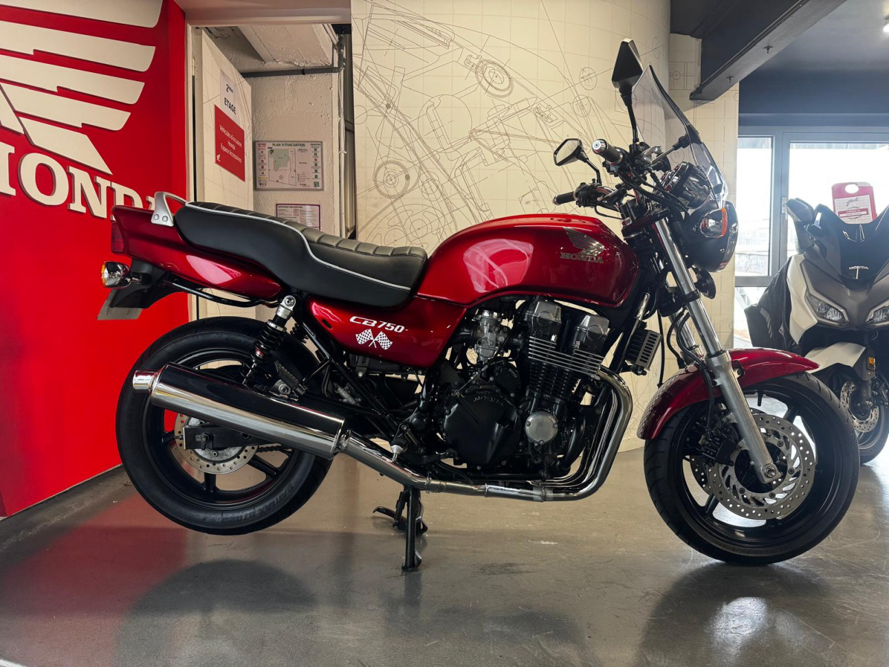 HONDA CB 750 / TRES BON ETAT GENERAL 