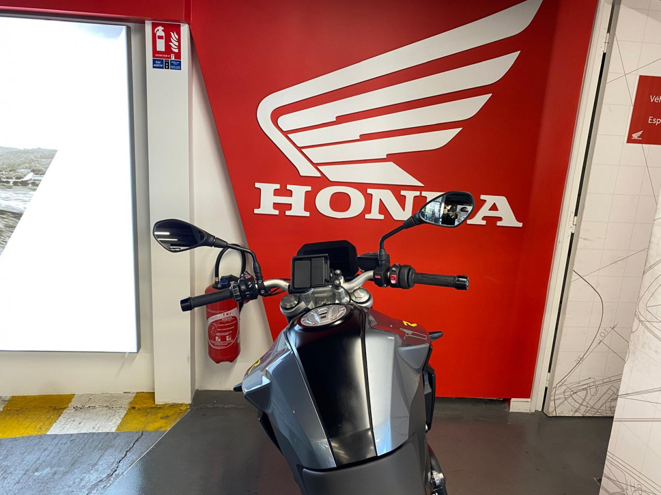 BMW F 900 R - GARANTIE 12 MOIS -138€/MOIS*