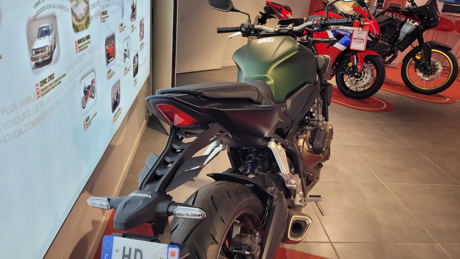 HONDA CB650R e-Clutch BRIDEE A2 - 138€/MOIS*