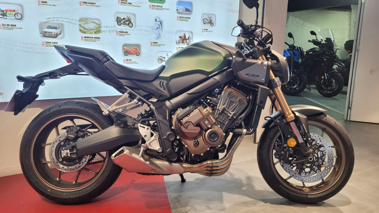 HONDA CB650R e-Clutch BRIDEE A2 - 138€/MOIS*