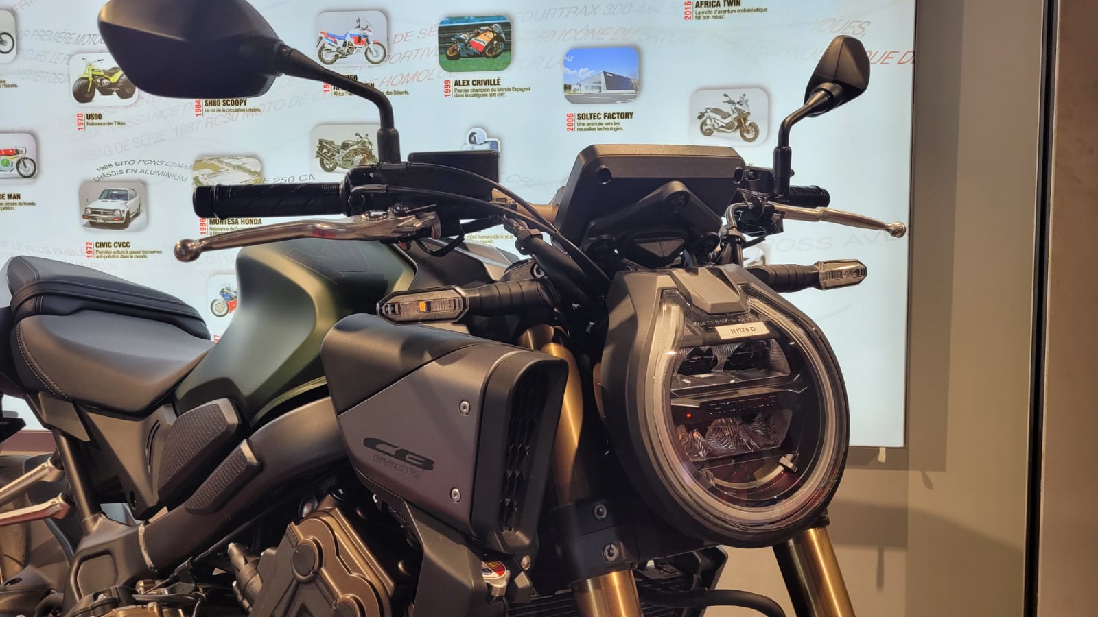 HONDA CB650R e-Clutch BRIDEE A2 - 138€/MOIS*