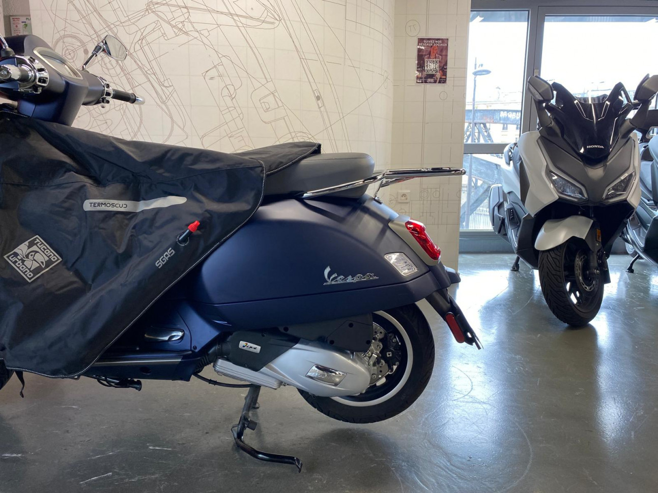 VESPA GTS 125IE SUPER