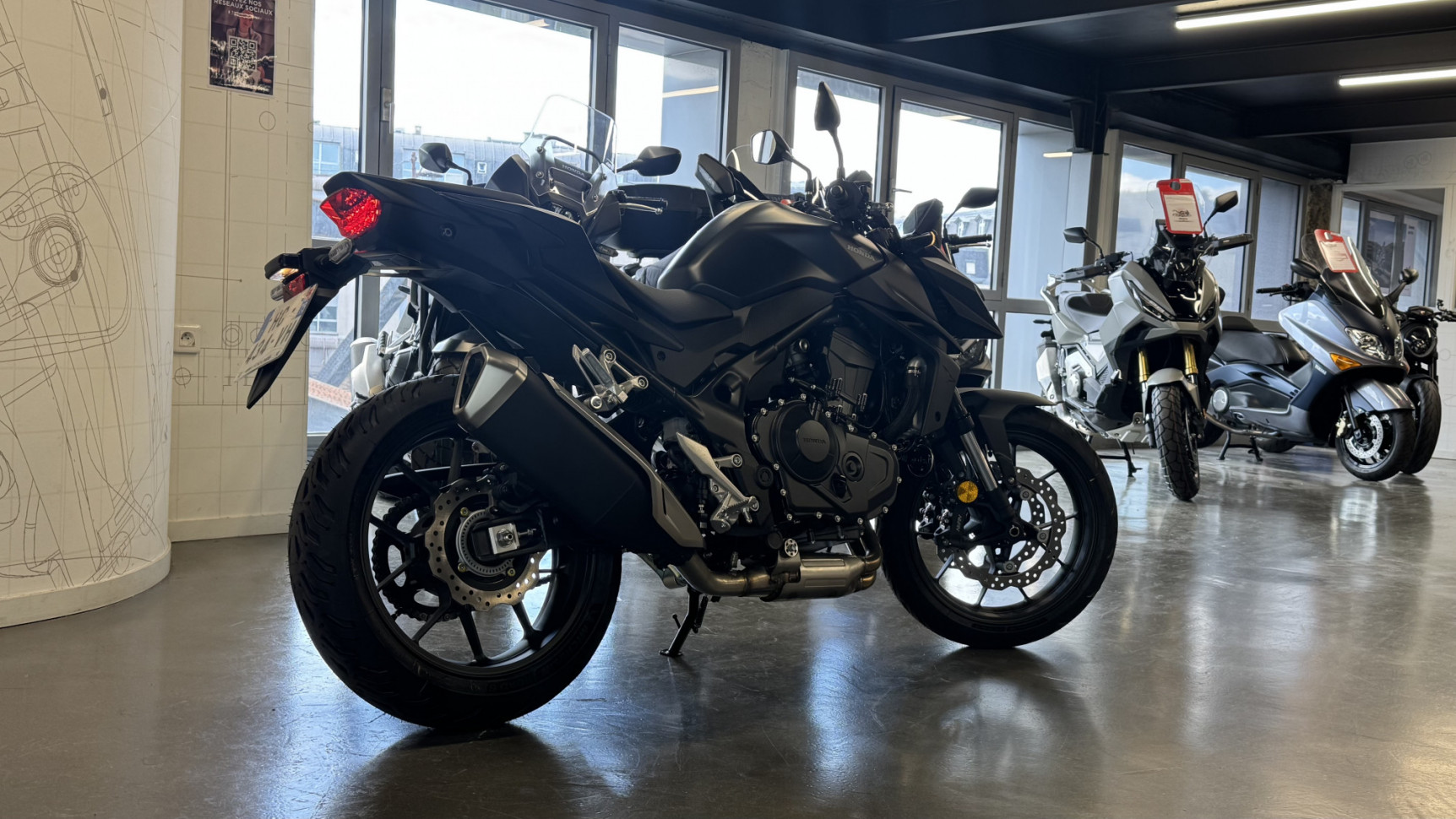 HONDA CB 750 HORNET BRIDAGE A2 OFFERT - 138€/MOIS*