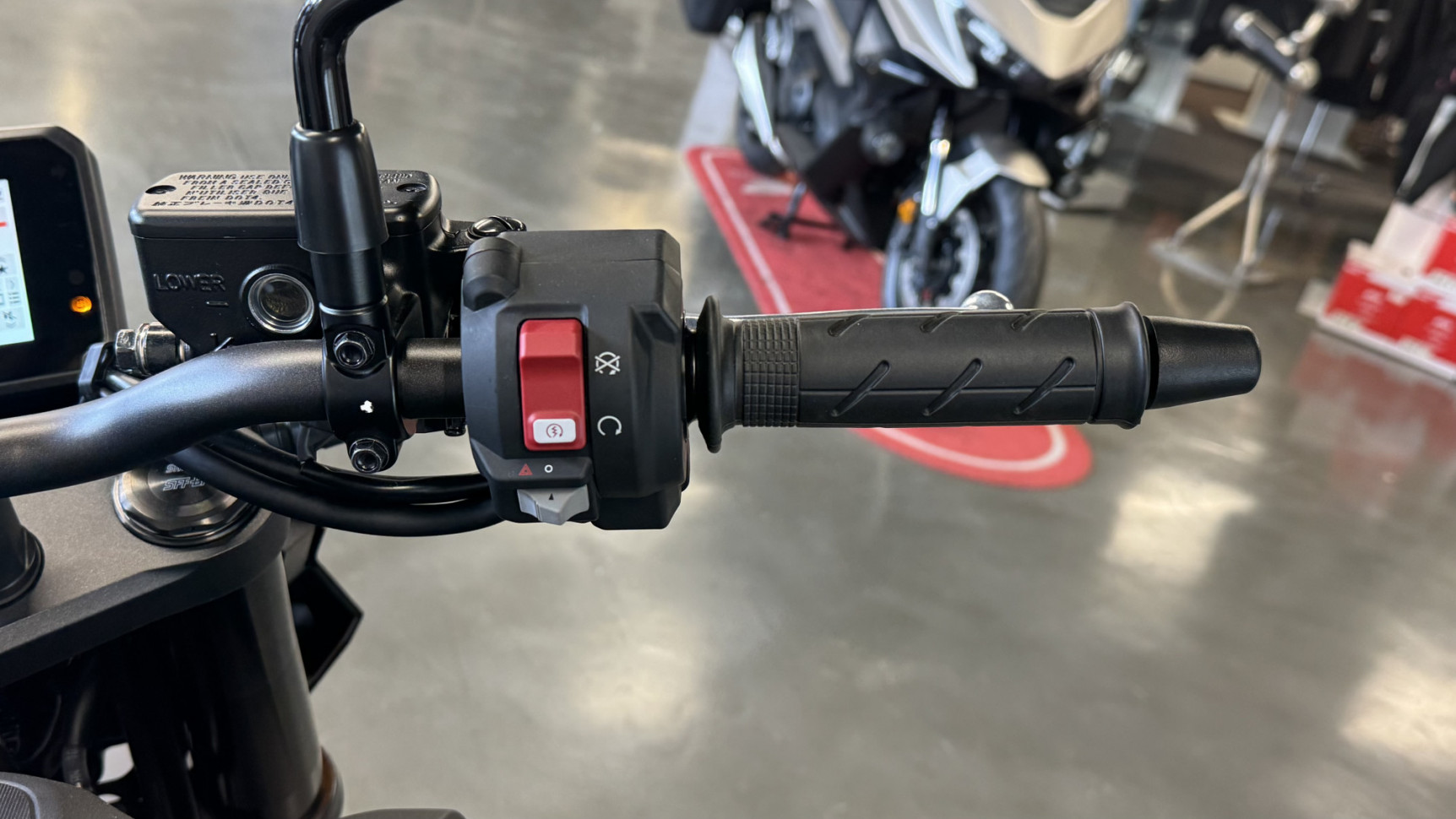 HONDA CB 750 HORNET BRIDAGE A2 OFFERT - 138€/MOIS*