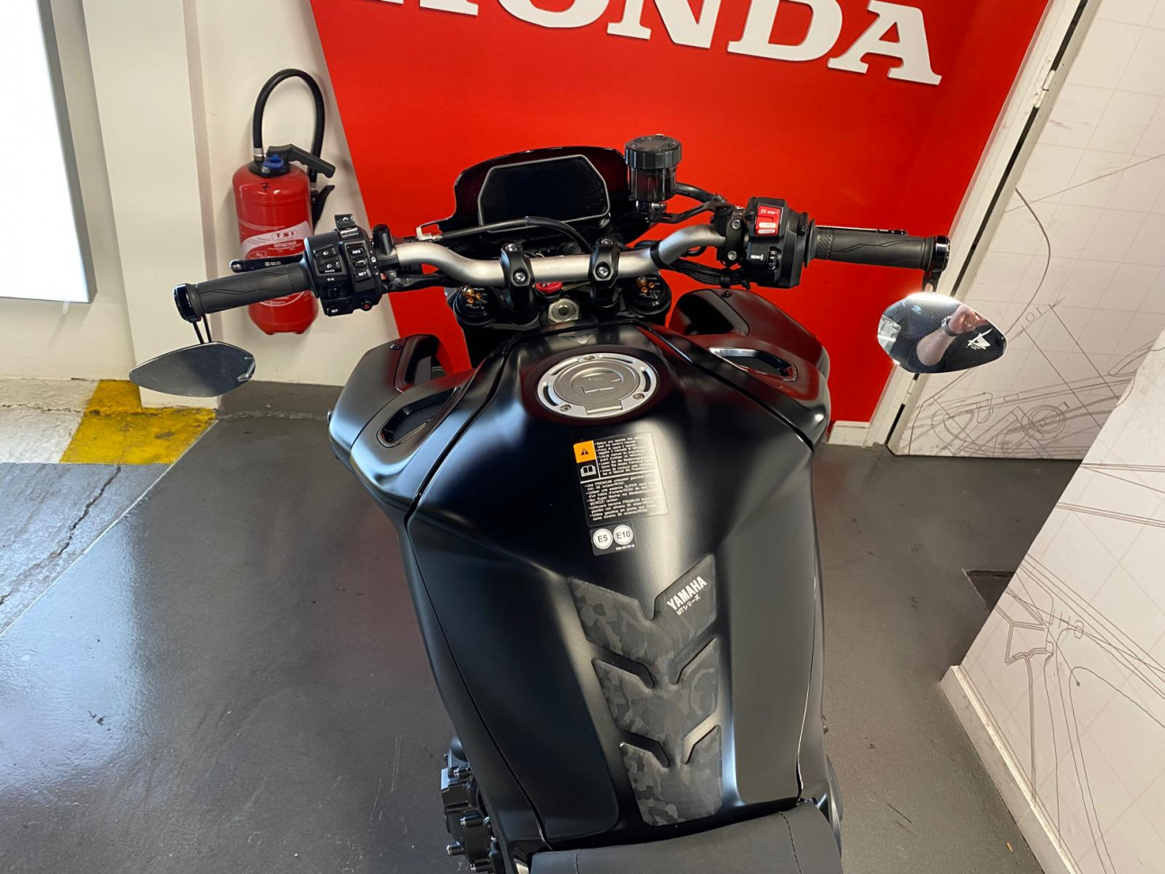 YAMAHA MT-10 - DEPOT VENTE