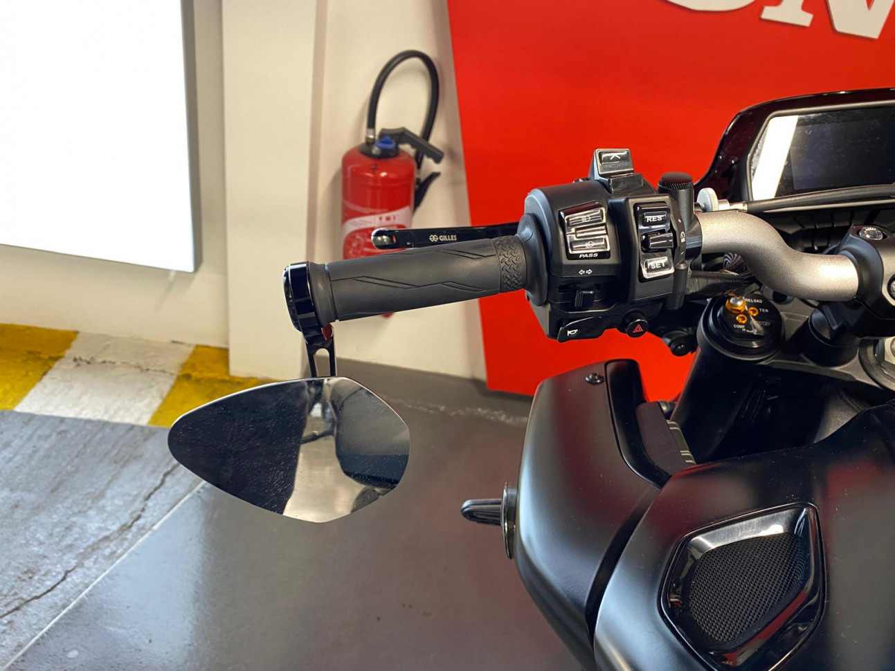 YAMAHA MT-10 - DEPOT VENTE