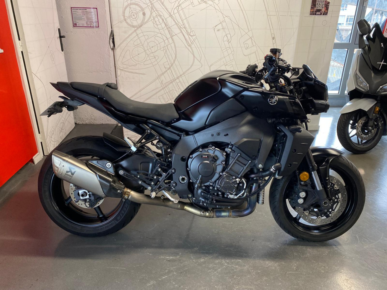 YAMAHA MT-10 - DEPOT VENTE
