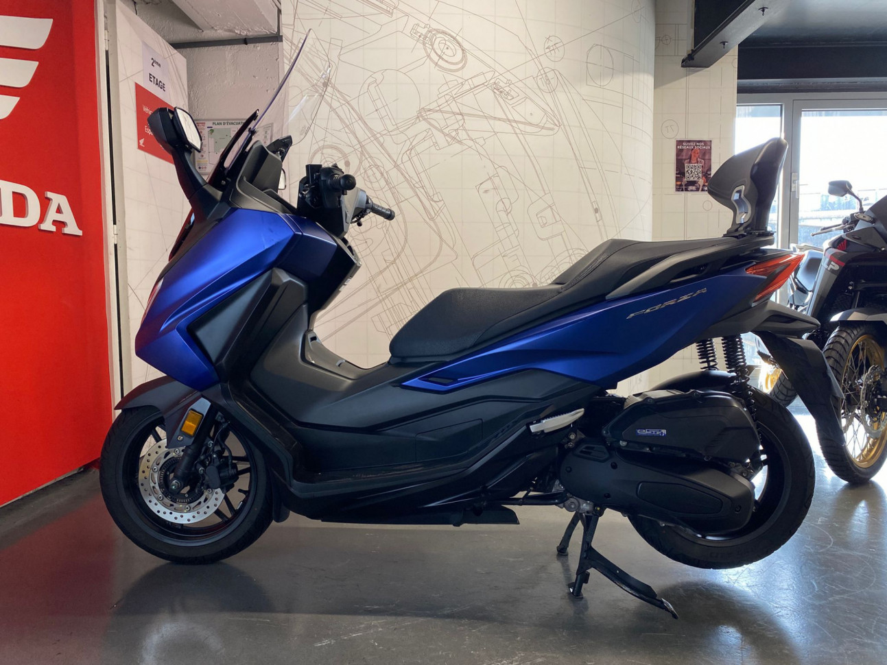 HONDA NSS FORZA 125 - 111 €/mois*