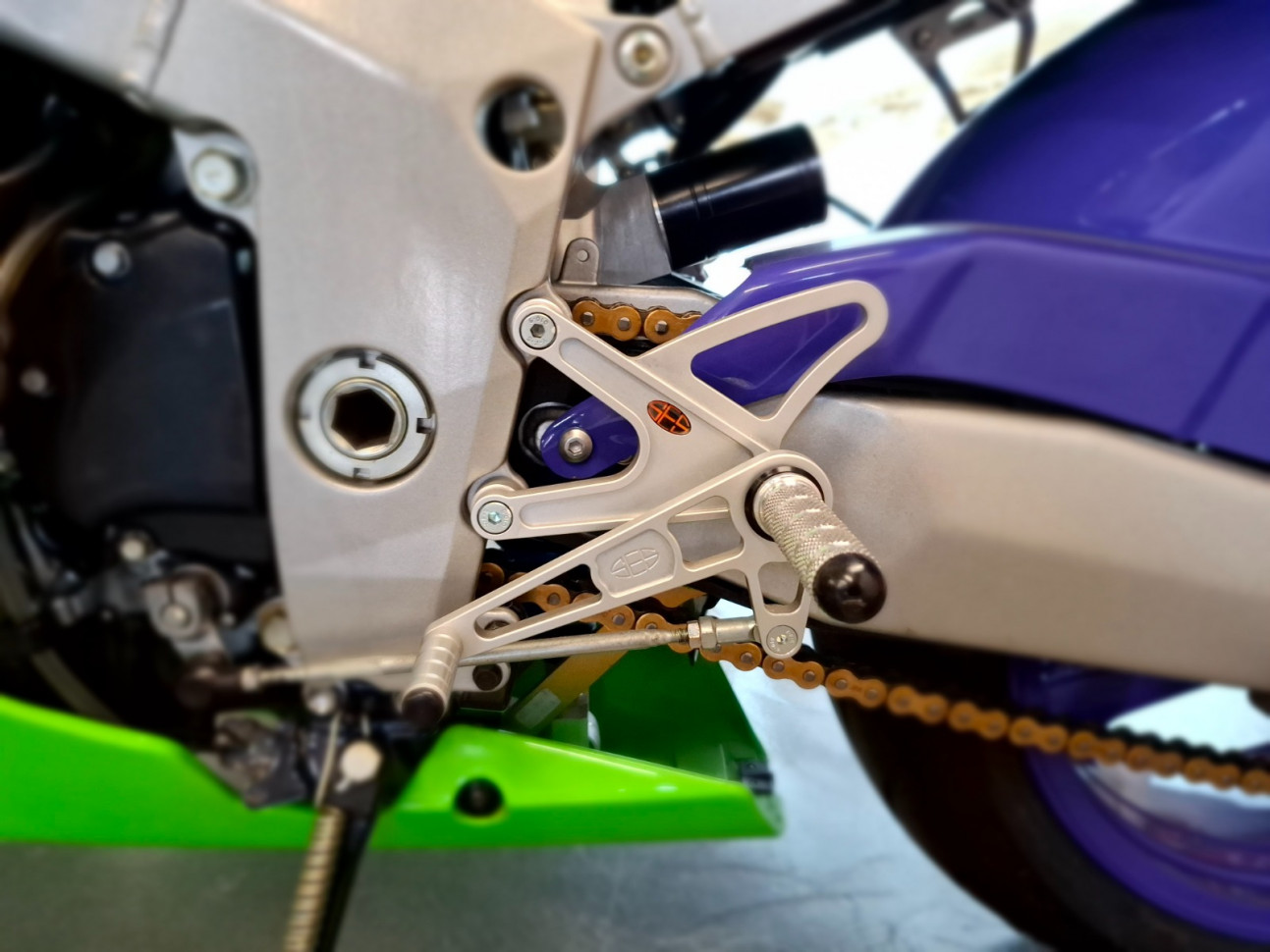 KAWASAKI NINJA ZX-7 R - Dépôt Vente