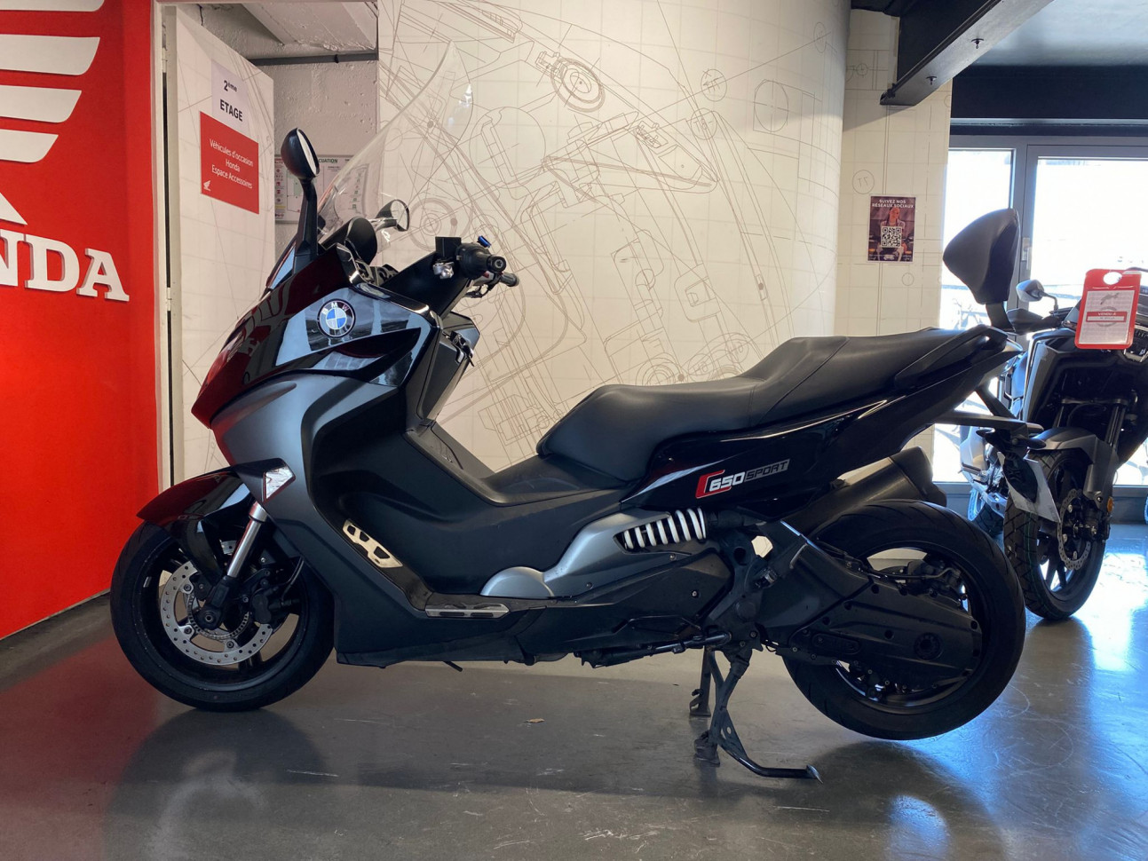 BMW C 650 SPORT - GARANTIE 12 MOIS - CONTRAT D