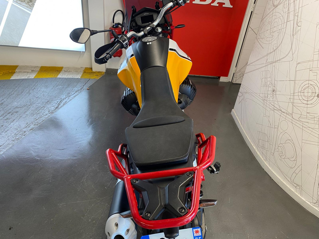 MOTO GUZZI V85 TT 850 - 184€/mois*