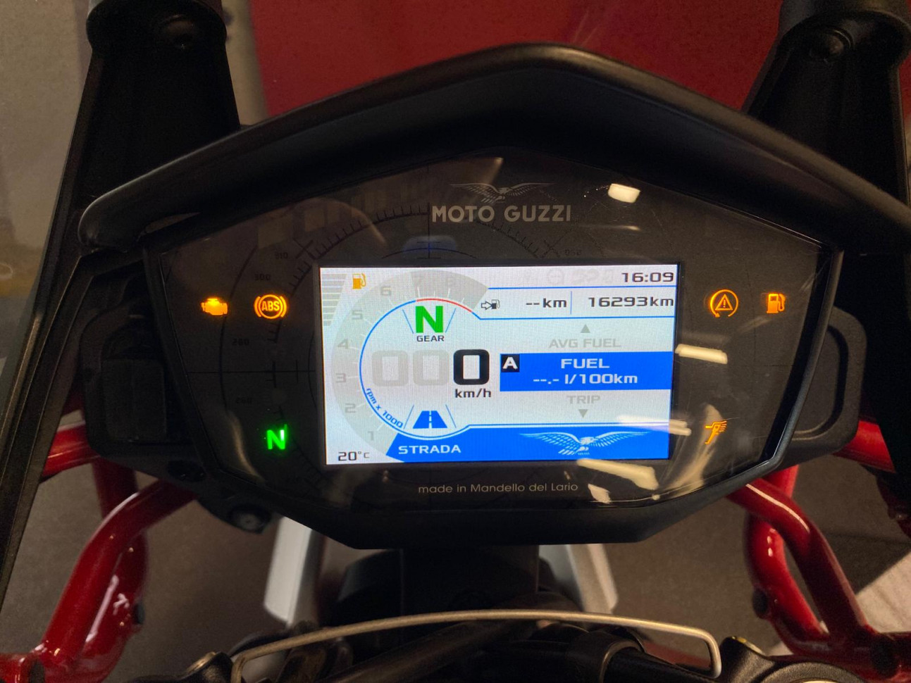 MOTO GUZZI V85 TT 850 - 184€/mois*