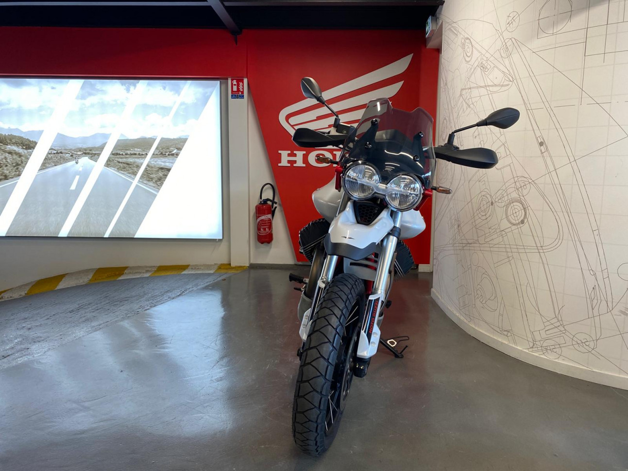 MOTO GUZZI V85 TT 850 - 184€/mois*