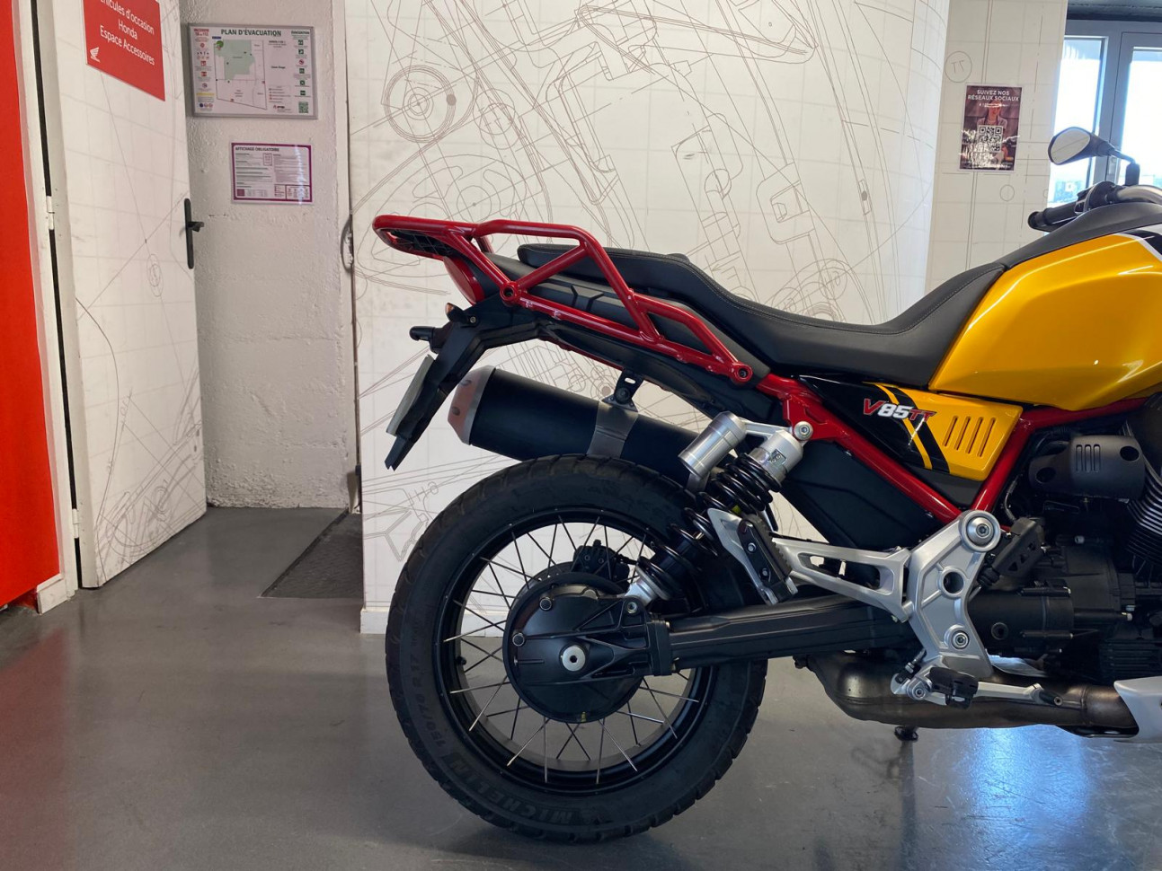 MOTO GUZZI V85 TT 850 - 184€/mois*