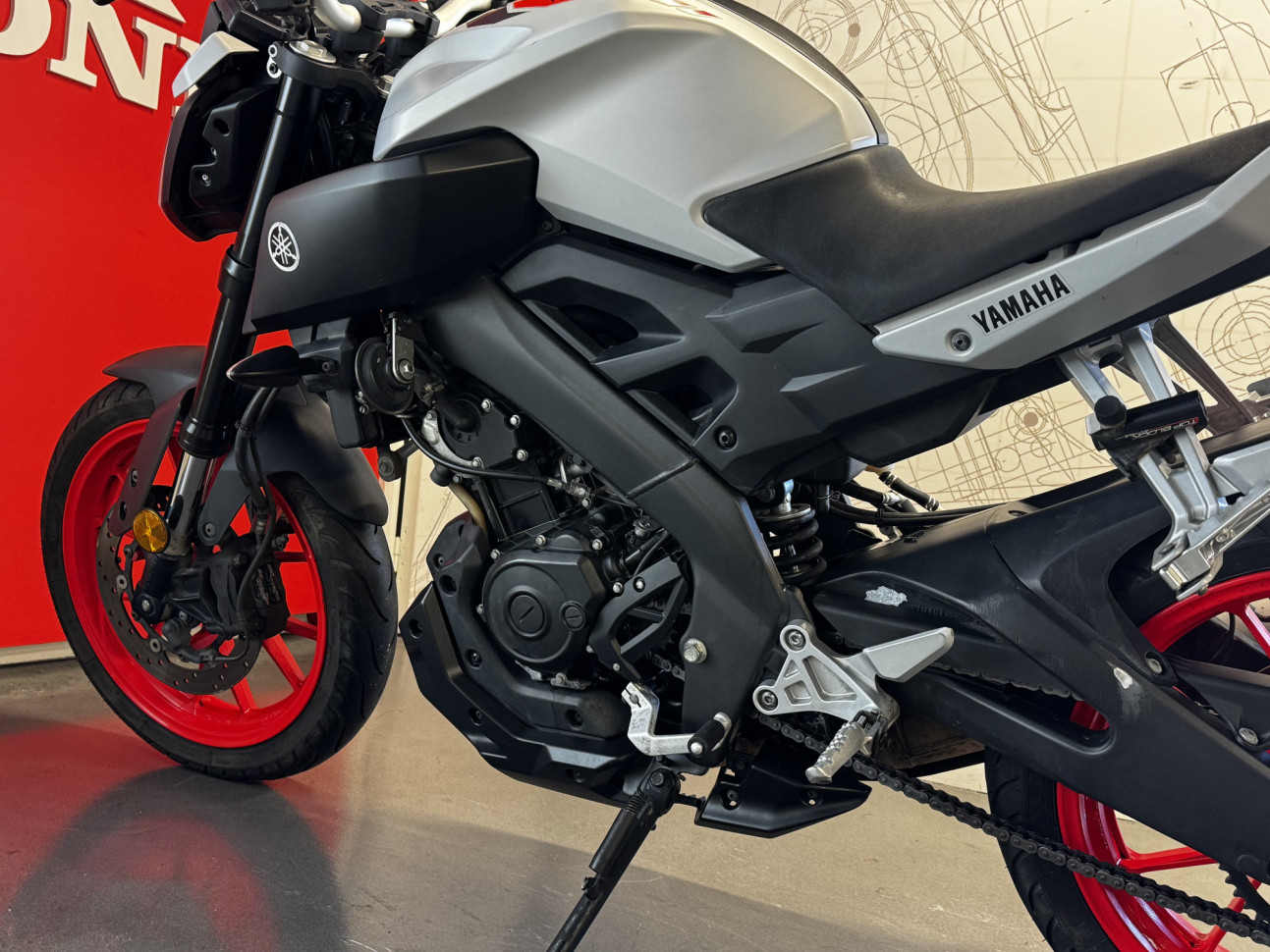 YAMAHA MT-125 ABS - 64€/MOIS*
