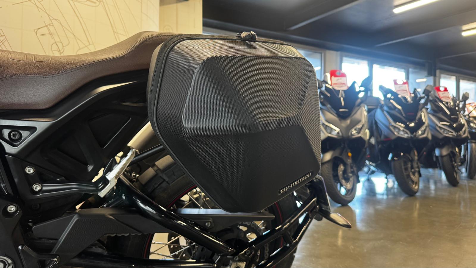 INDIAN FTR 1200 RALLY 1ERE MAIN - 156€/MOIS*