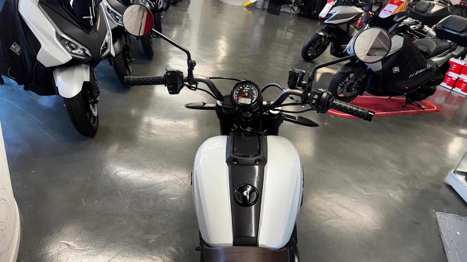 INDIAN FTR 1200 RALLY 1ERE MAIN - 156€/MOIS*