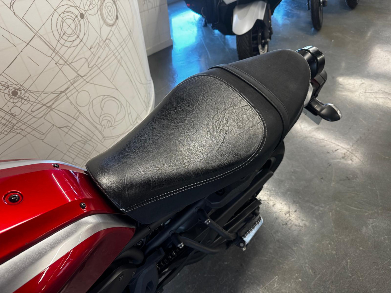 YAMAHA XSR 700 ABS BRIDEE A2 - 114€/MOIS*