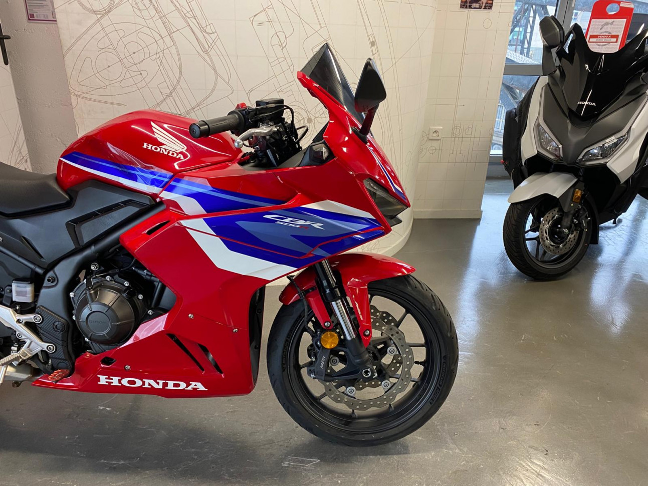 HONDA CBR 500 R ABS A2 - 135€/MOIS *
