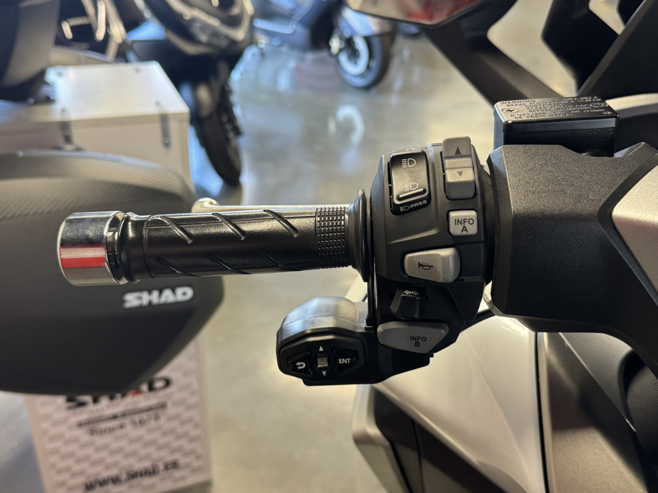 HONDA FORZA 350 A2 - 1ERE MAIN - 96€/MOIS*