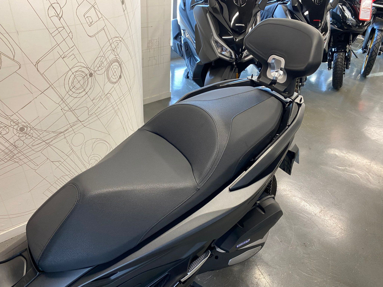 HONDA FORZA 125 - DEPOT VENTE - 99.13€/ Mois*