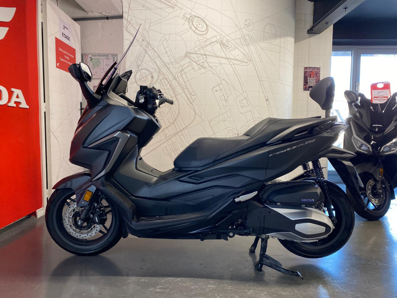 HONDA FORZA 350 - 96.10€/ MOIS* - GARANTIE CONSTRUCTEUR