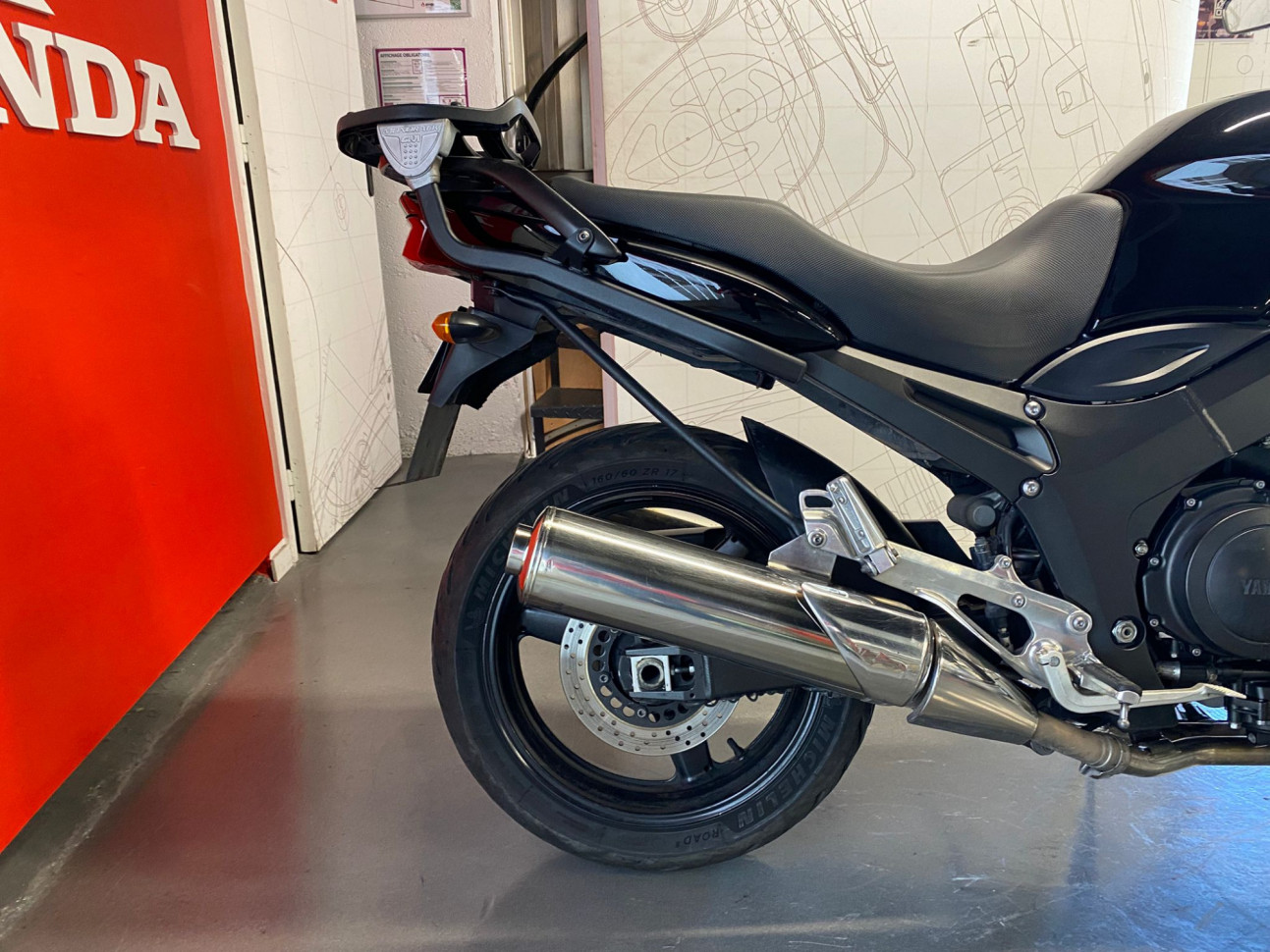 YAMAHA TDM 900