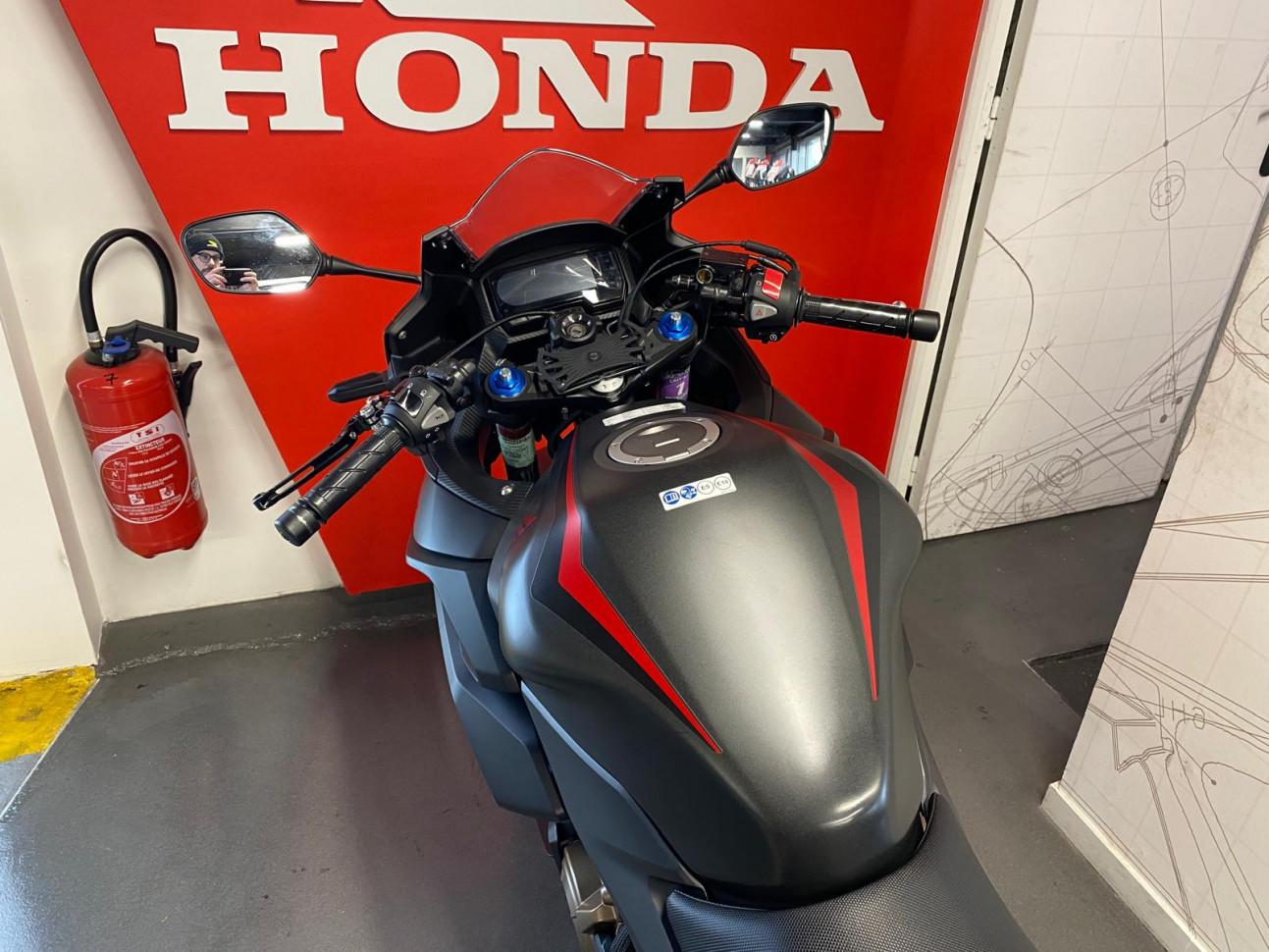 HONDA CBR 500 R - DEPOT VENTE - 118.89 €/ MOIS*