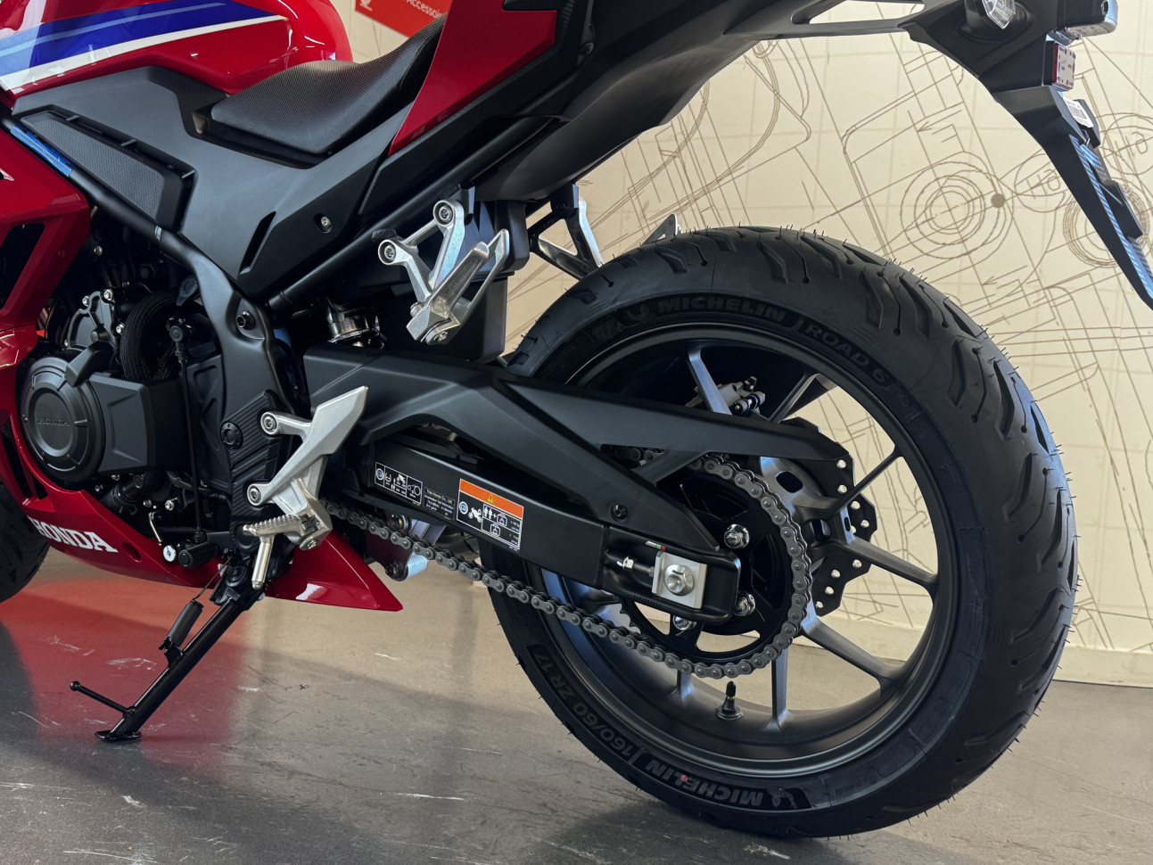 HONDA CBR 500 R - DISPONIBLE DEBUT NOVEMBRE A 124€/MOIS*