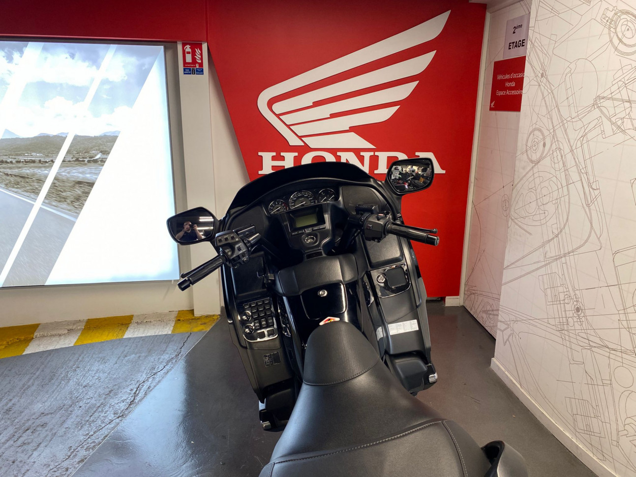 HONDA F6B GOLDWING