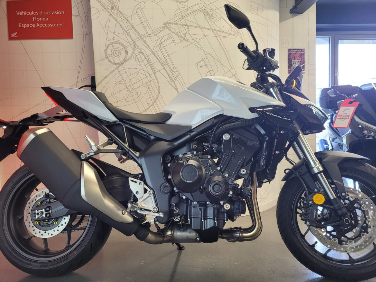 HONDA CB 1000 Hornet 1ere MAIN - 184€/Mois*