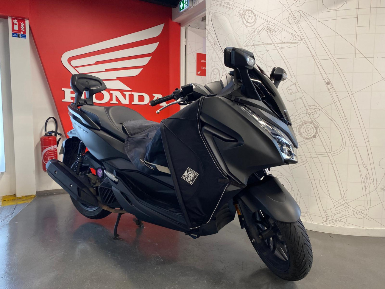 HONDA FORZA 125 - GARANTIE 12 MOIS - 92.65€/ Mois