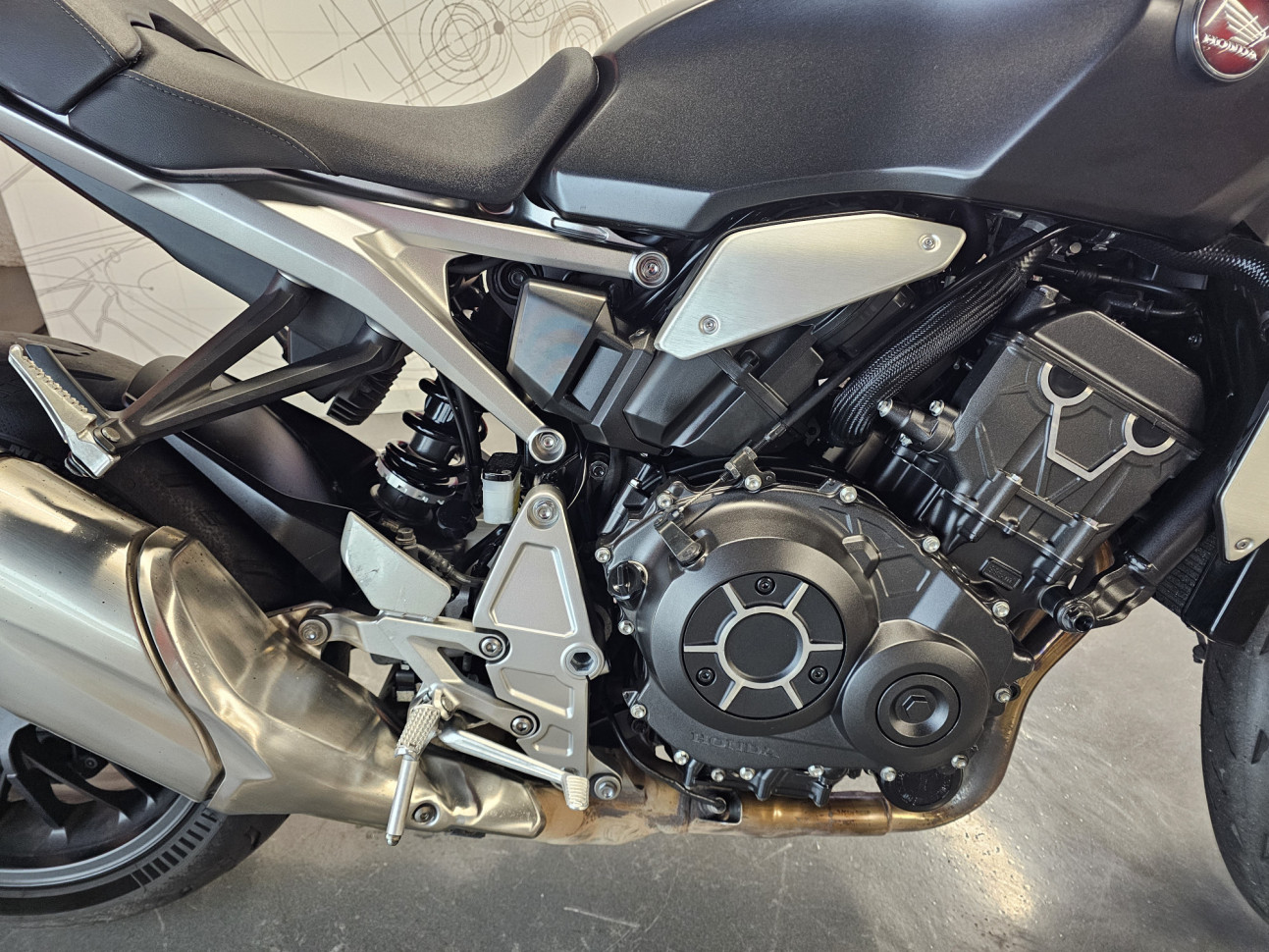 HONDA CB1000 R - Garantie constructeur jusqu