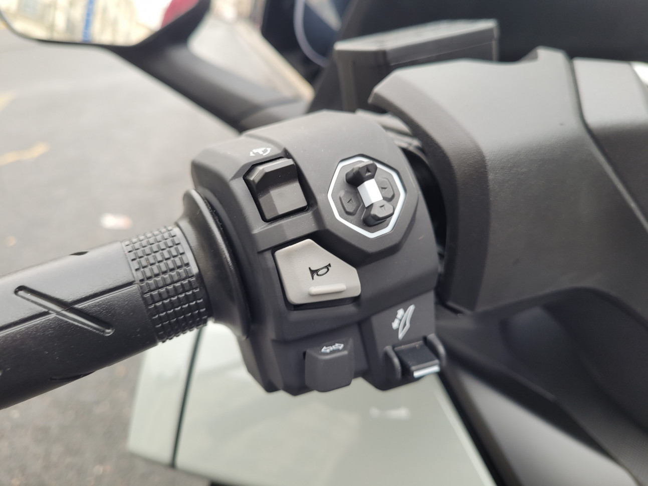 HONDA FORZA 125 SMART TOP BOX - 96€/MOIS*