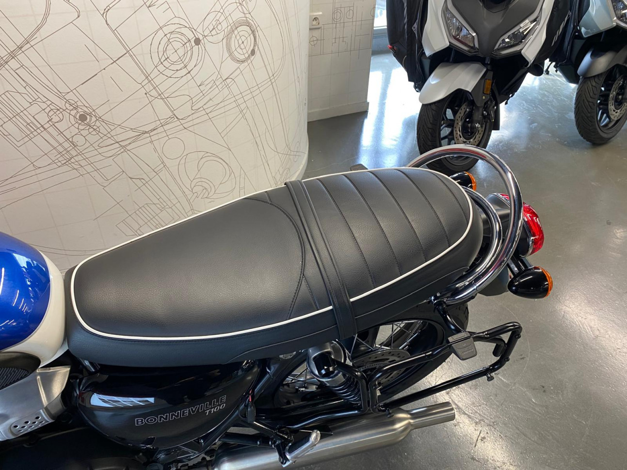 TRIUMPH BONNEVILLE T100 900 - Garantie 12 mois