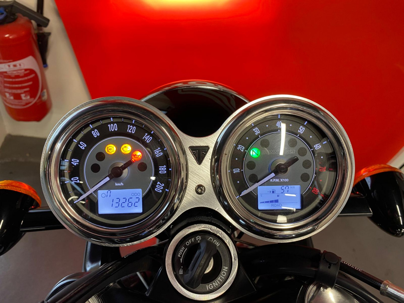 TRIUMPH BONNEVILLE T100 900 - Garantie 12 mois