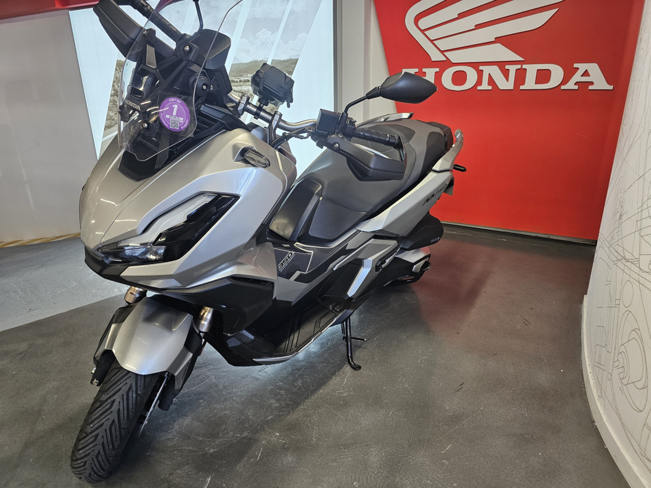 HONDA ADV 350 - 96€/MOIS*