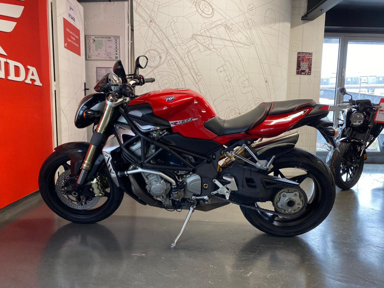 MV AGUSTA BRUTALE 989 R