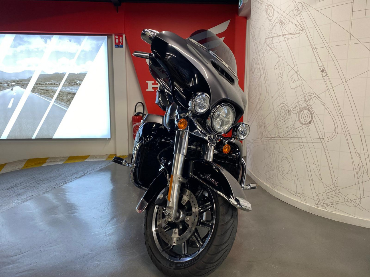 HARLEY-DAVIDSON TOURING ELECTRA 1690 ULTRA LIMITED 