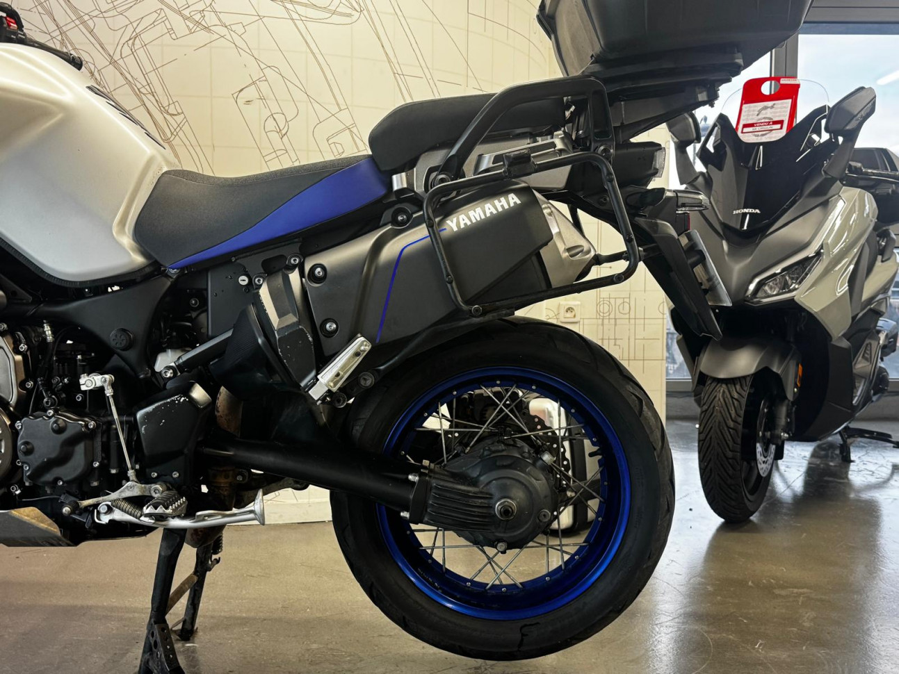 YAMAHA XTZ 1200 SUPER TENERE / DEPOT VENTE 